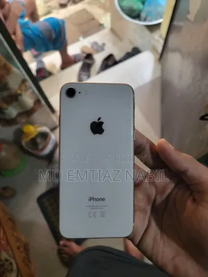 Apple iPhone 8 64 GB Gold
