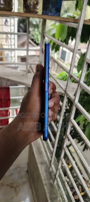 ভিভো ওয়াই২১ ৬৪ জিবি পার্পল