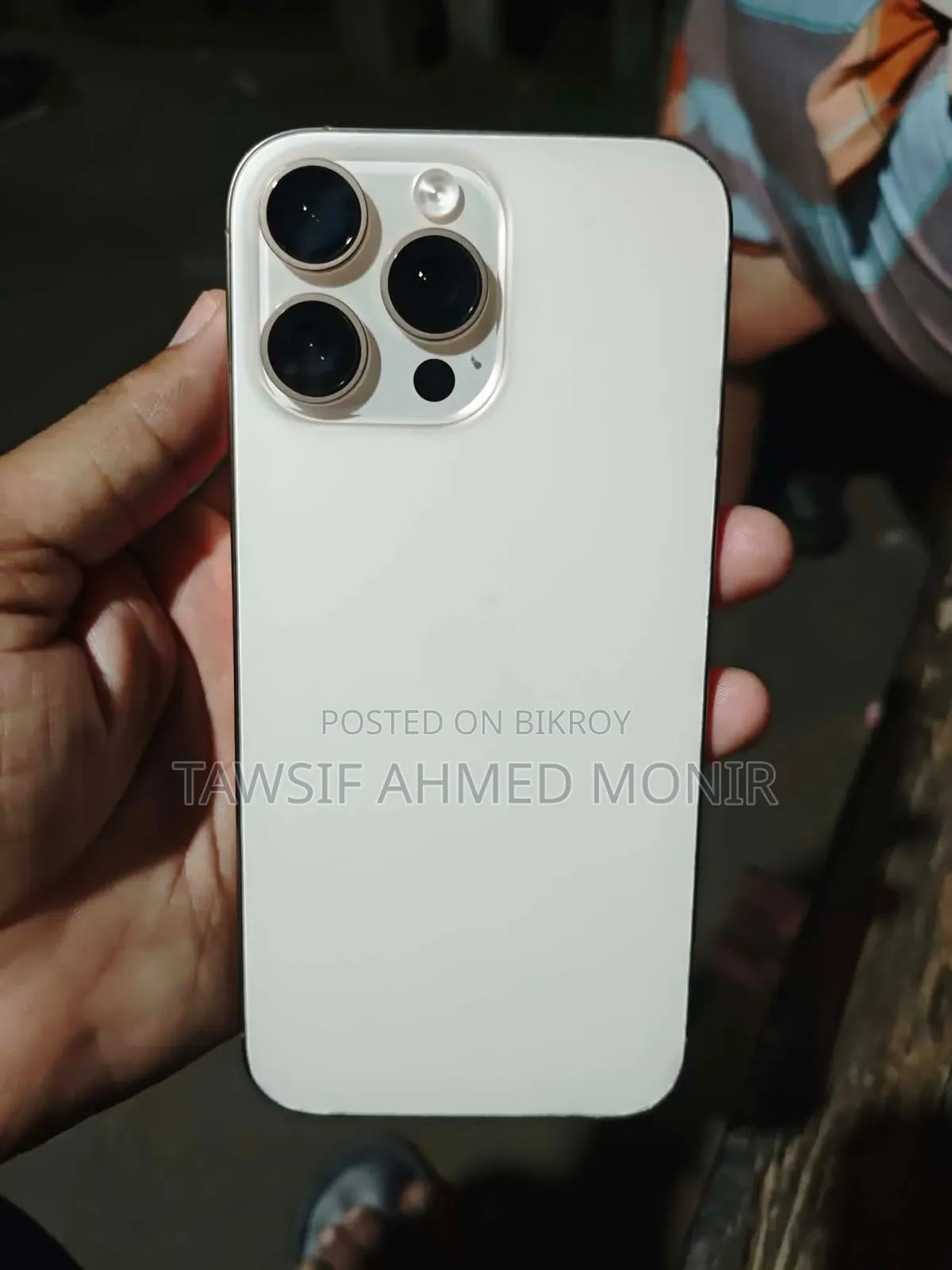 অ্যাপল আইফোন ১৬ প্রো ম্যাক্স ২৫৬ জিবি গোল্ড