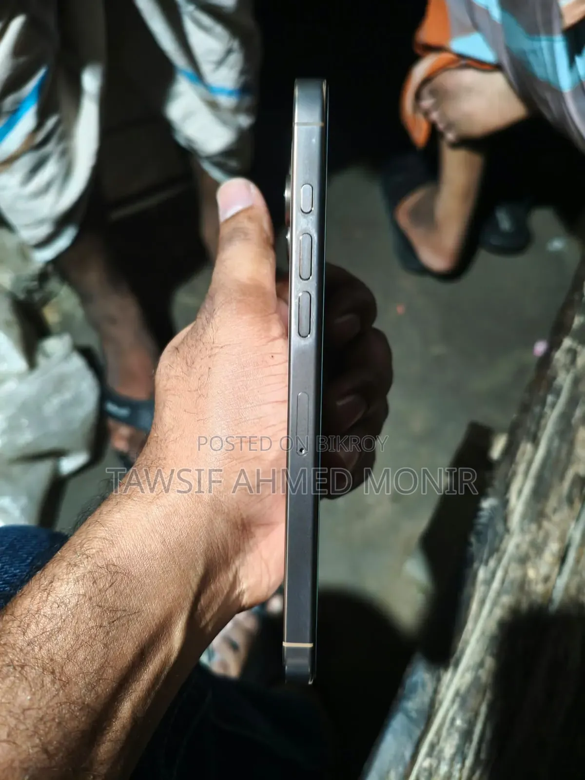 অ্যাপল আইফোন ১৬ প্রো ম্যাক্স ২৫৬ জিবি গোল্ড