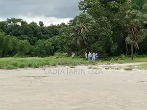 পূর্বাচল এ 10 কাঠা জমি বিক্রির জন্য