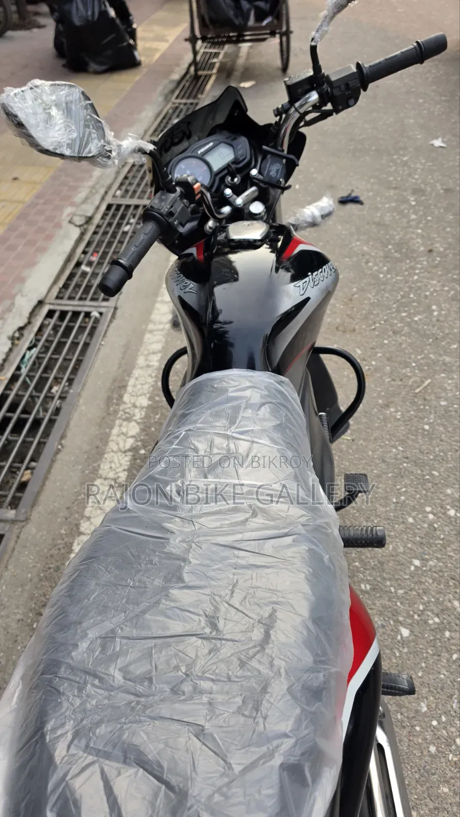 Bajaj Discover 125 2019 Black