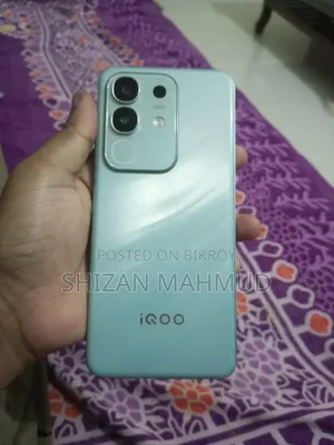 iQOO Z10x 128 GB