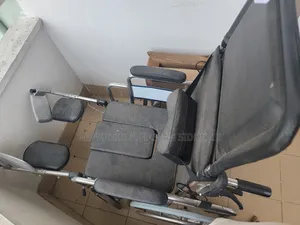 হুইল চেয়ার