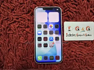 অ্যাপল আইফোন ১৩ ১২৮ জিবি হোয়াইট