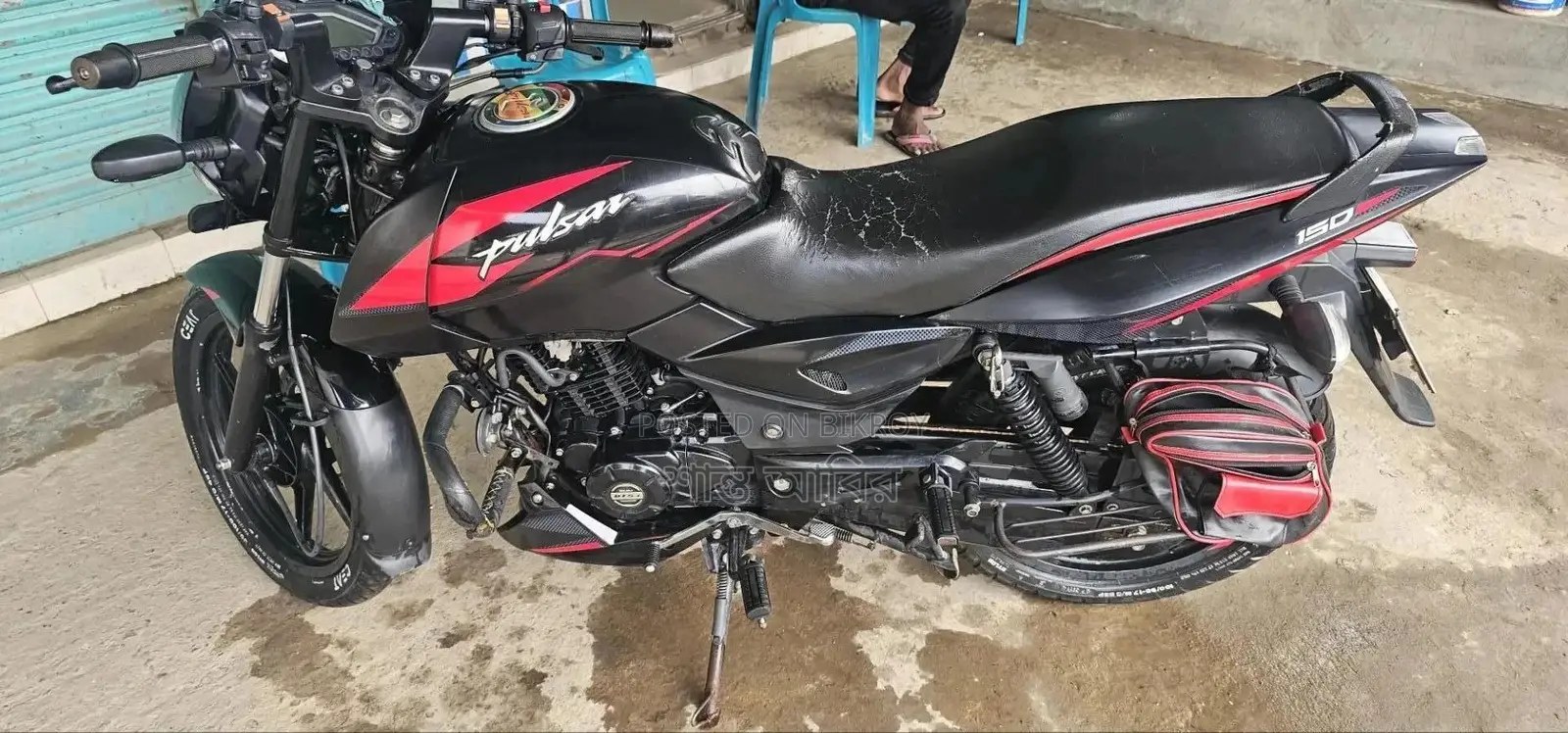 বাজাজ পালসার ১৫০ ২০২৩ ব্ল্যাক