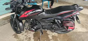 বাজাজ পালসার ১৫০ ২০২৩ ব্ল্যাক