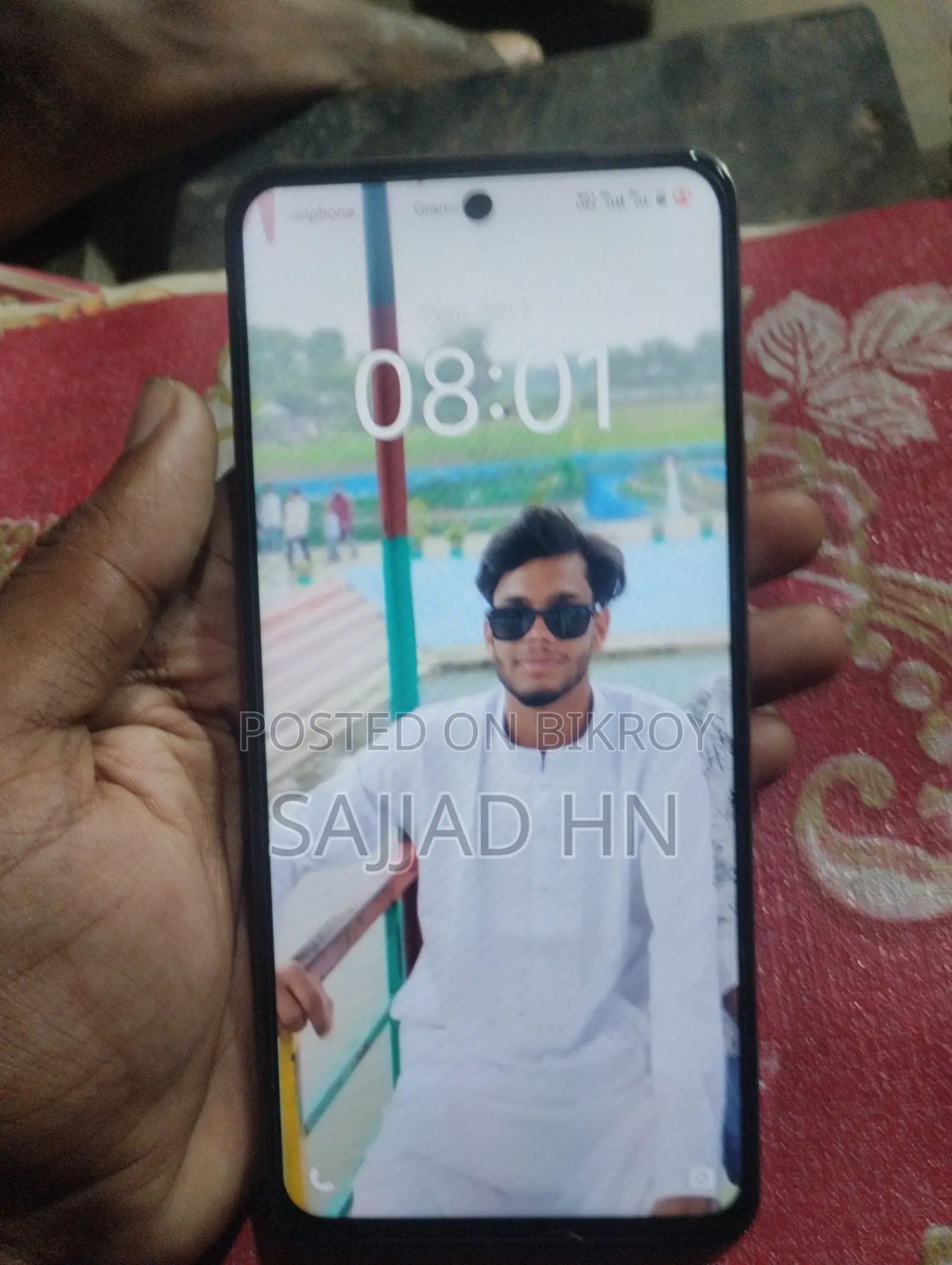 Vivo Y28 128 GB Gold