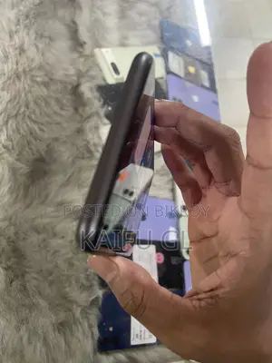 অ্যাপল আইফোন ৮ প্লাস ৬৪ জিবি ব্ল্যাক