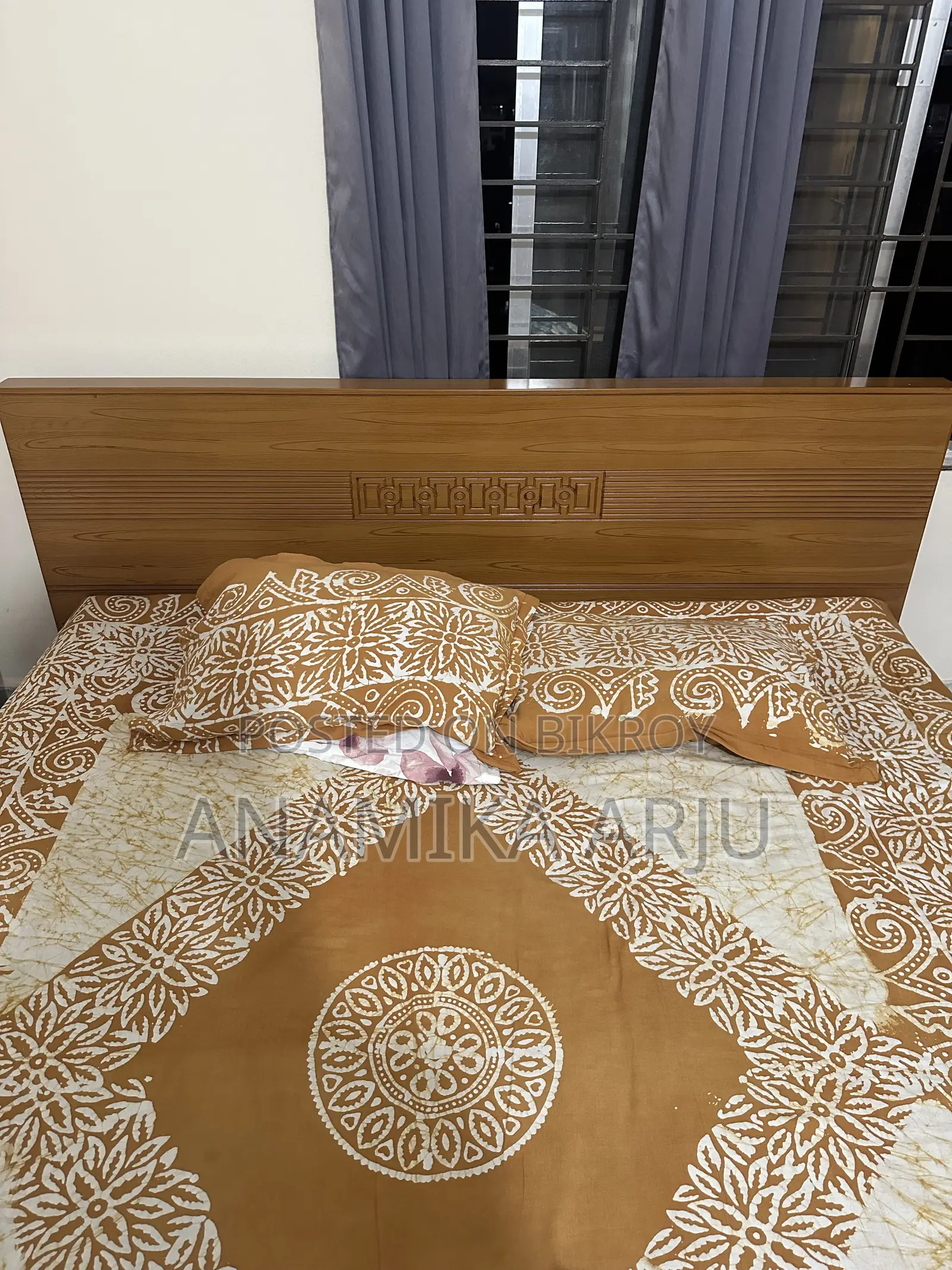 খাট এবং আলমারি বিক্রি হবে
