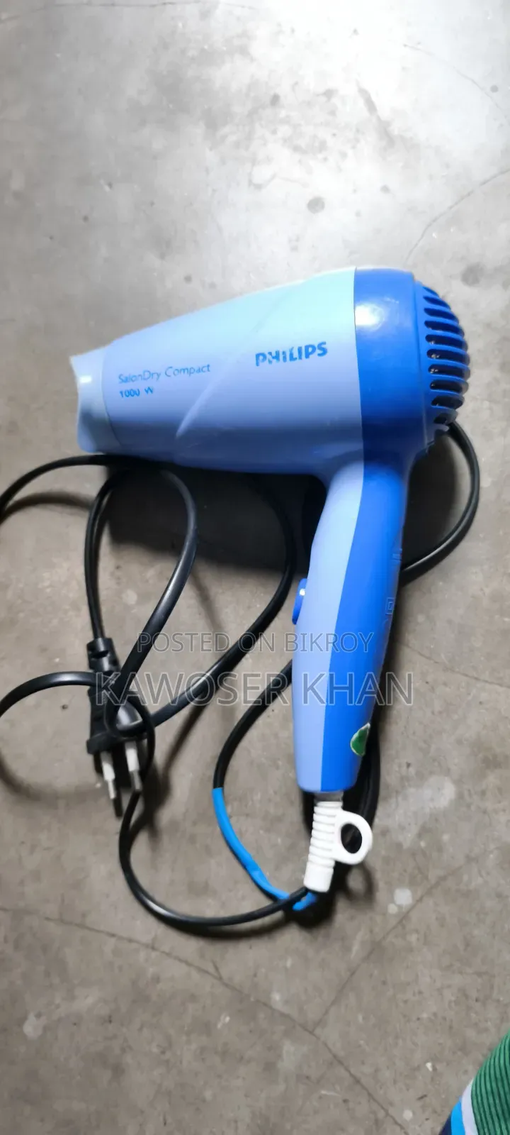 চুল শুকানোর মেশিন কারো লাগলে নিতে পারেন