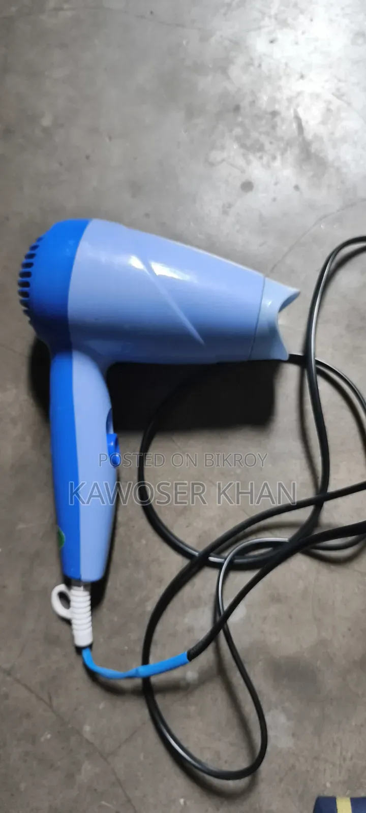 চুল শুকানোর মেশিন কারো লাগলে নিতে পারেন