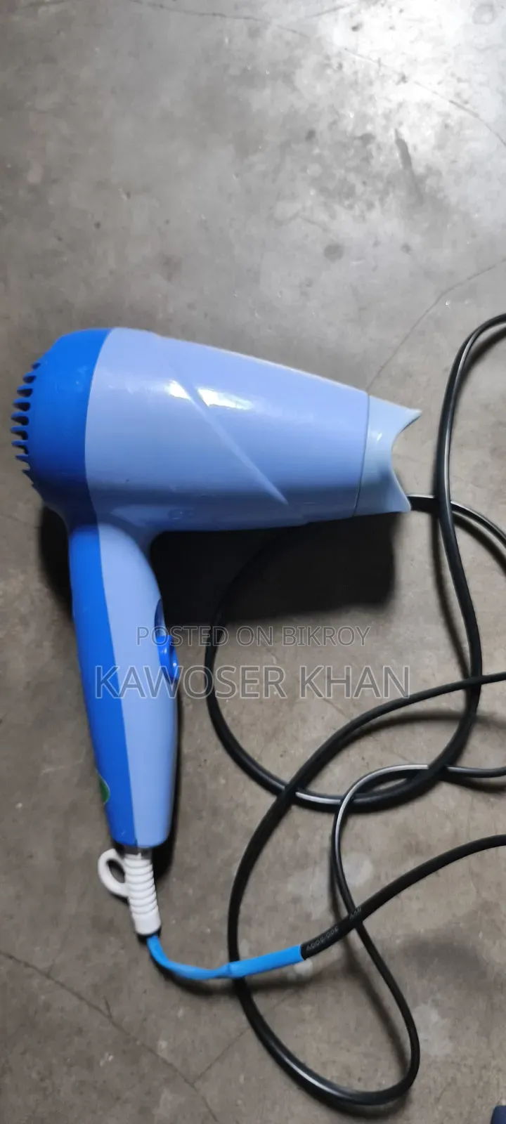 চুল শুকানোর মেশিন কারো লাগলে নিতে পারেন