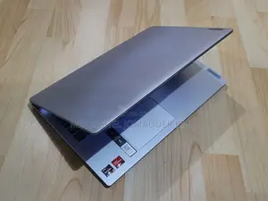 ল্যাপটপ লেনোভো ৩ জিবি ইন্টেল এসএসডি ২৫৬ জিবি