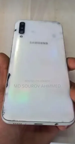 Samsung Galaxy A50 64 GB White