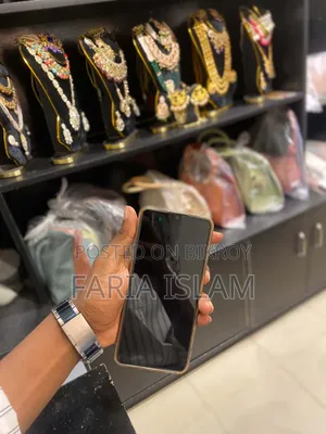 রিয়েলমি সি৫৩ ১২৮ জিবি গোল্ড