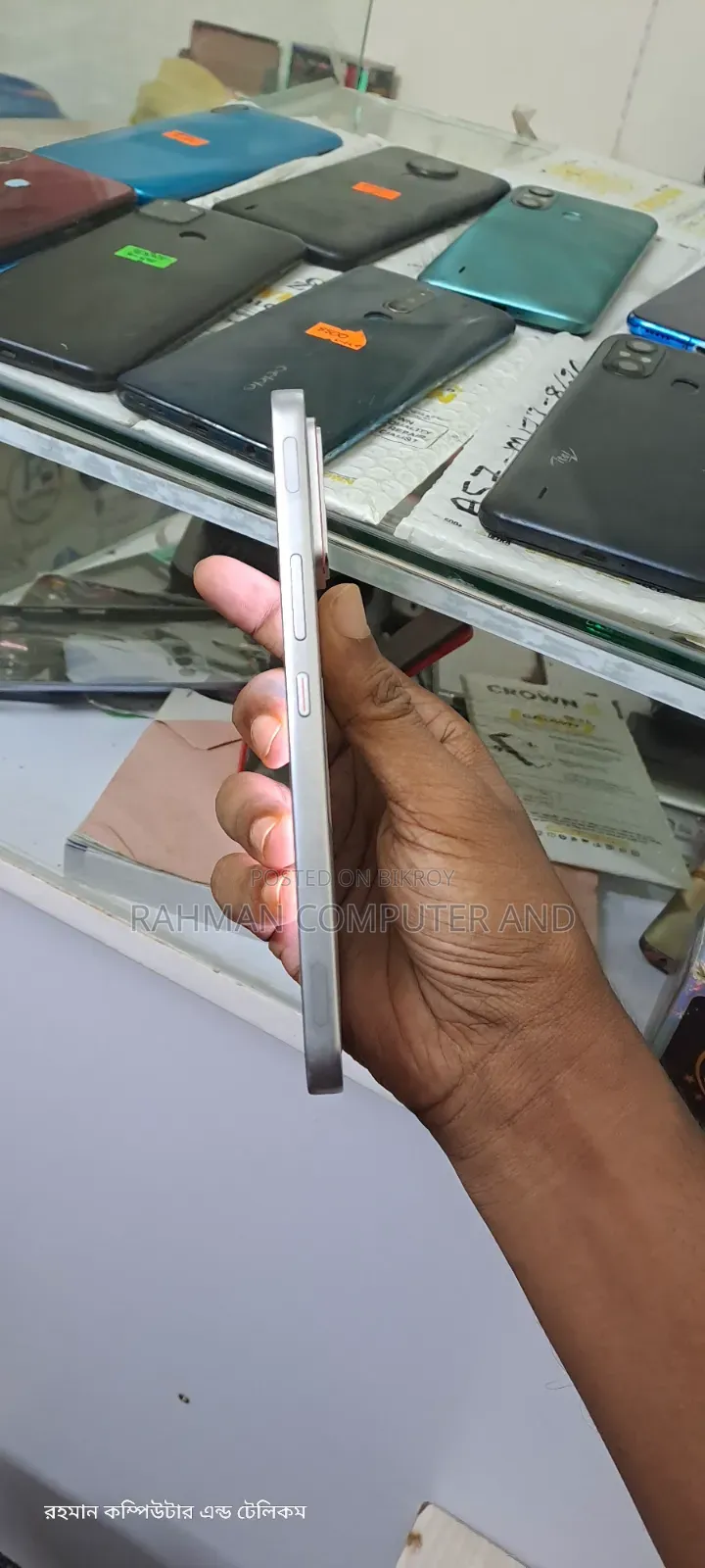 ইনফিনিক্স জিটি ৩০ প্রো ২৫৬ জিবি সাদা