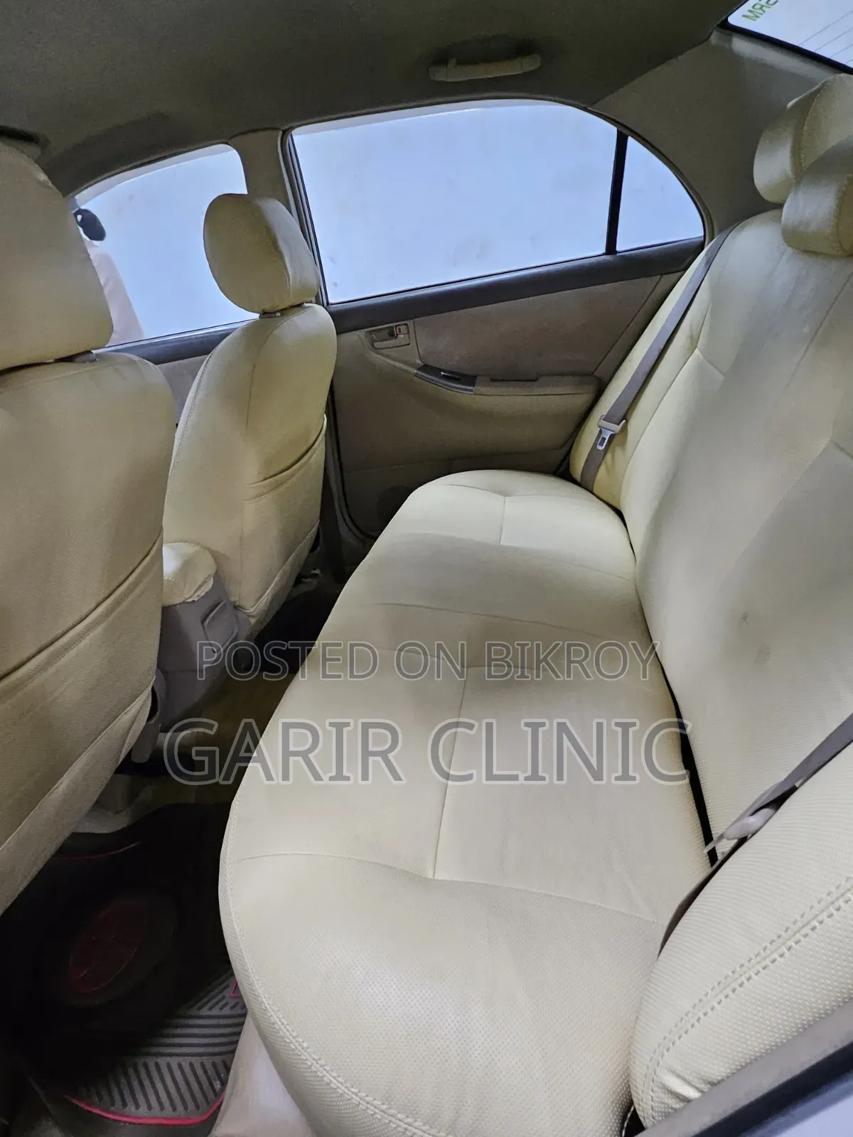 Toyota Corolla Sedan 2005 White