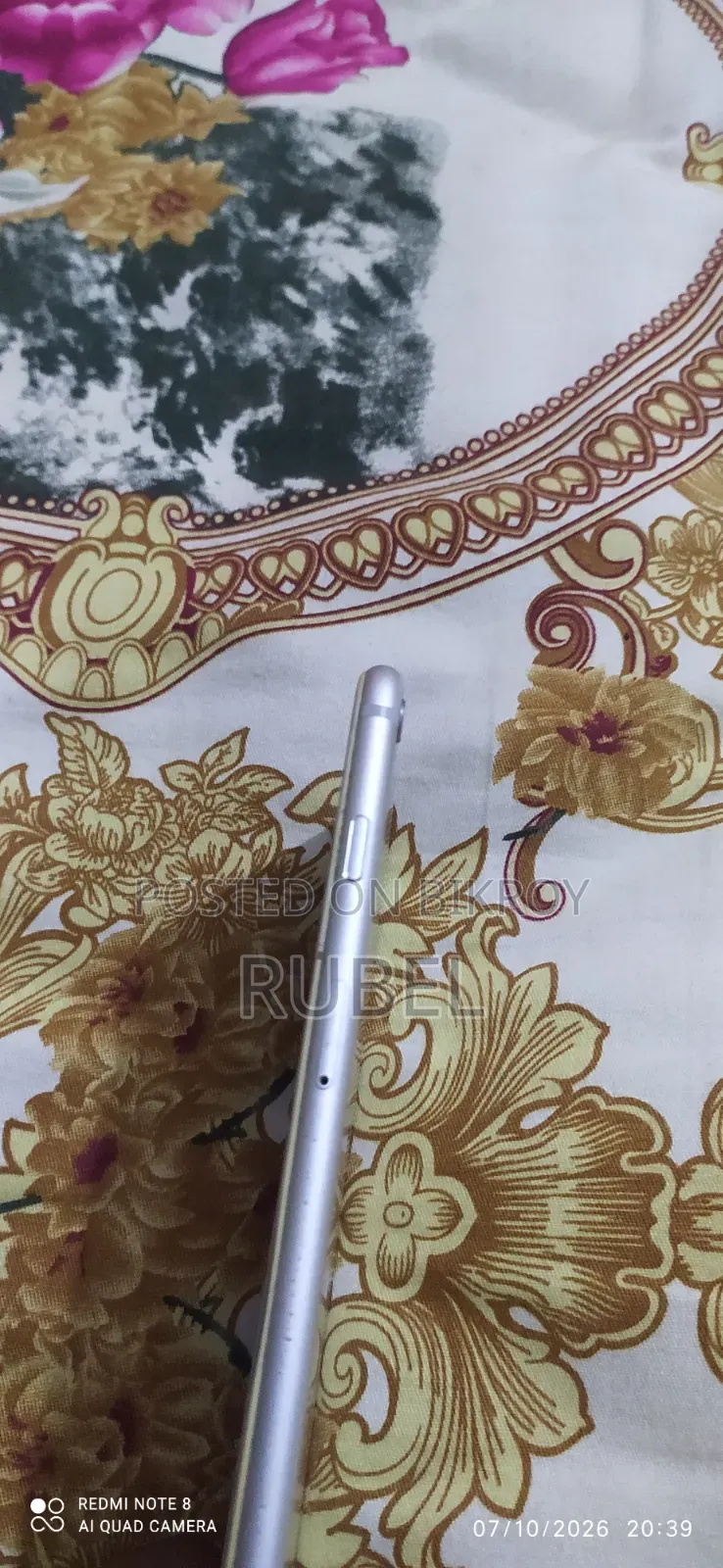 অ্যাপল আইফোন ৬ প্লাস ৬৪ জিবি রূপালী