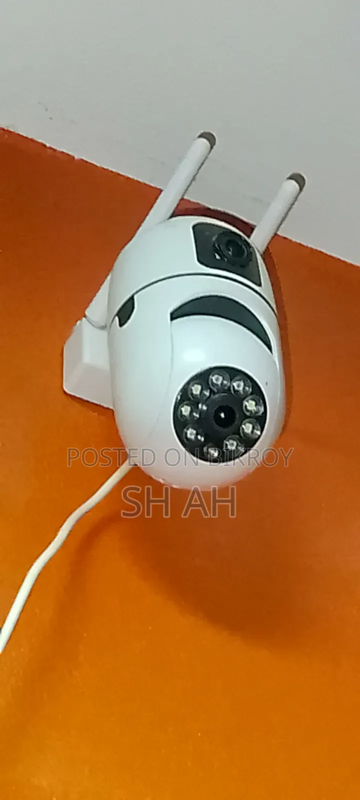 V380 মিনি ইনডোর পিটিজেড ডুয়াল লেন্স ক্যামেরা 4এমপি এইচডি