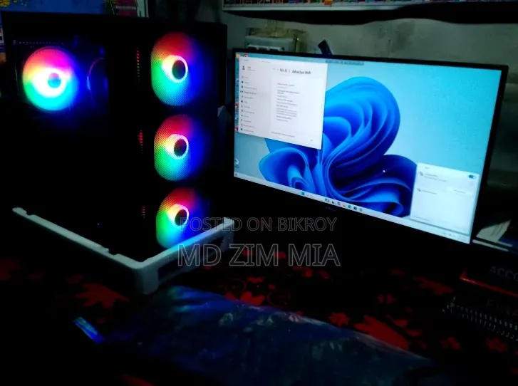 Desktop Computer 8GB AMD Ryzen 5 SSD 256GB