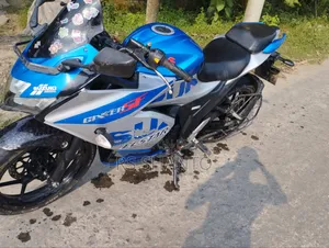 Suzuki Gixxer SF 2022