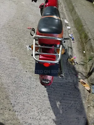 Honda 2010 Red