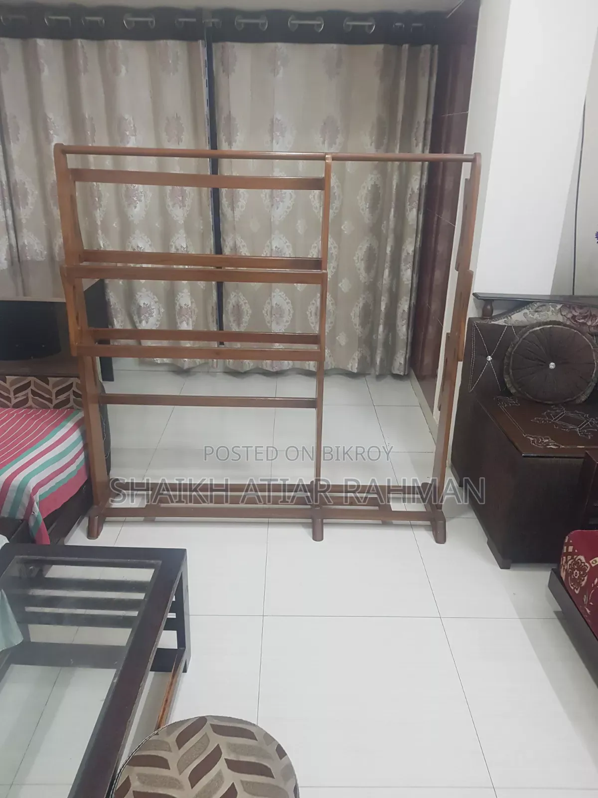 আলনা ফার্নিচার