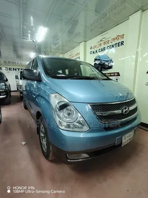 Hyundai H300 2011 Blue