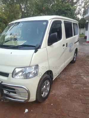 Toyota TownAce 2011 Pearl