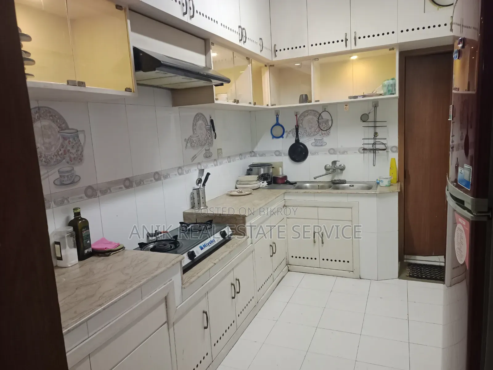Furnished 3 Bedroom Apartment in Anik Real Estate, Gulshan for Rent