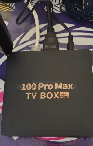 ​Samsung 24 Inch TV + 100 Pro Max TV Box Combo