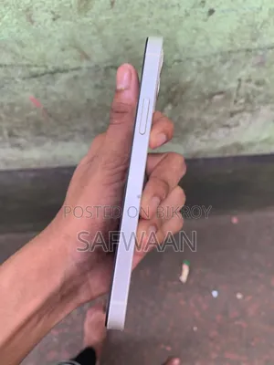 অ্যাপল আইফোন ১২ ১২৮ জিবি হোয়াইট