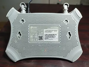 TP-Link TL-WR840N Router (Full Boxed & Mint Condition)