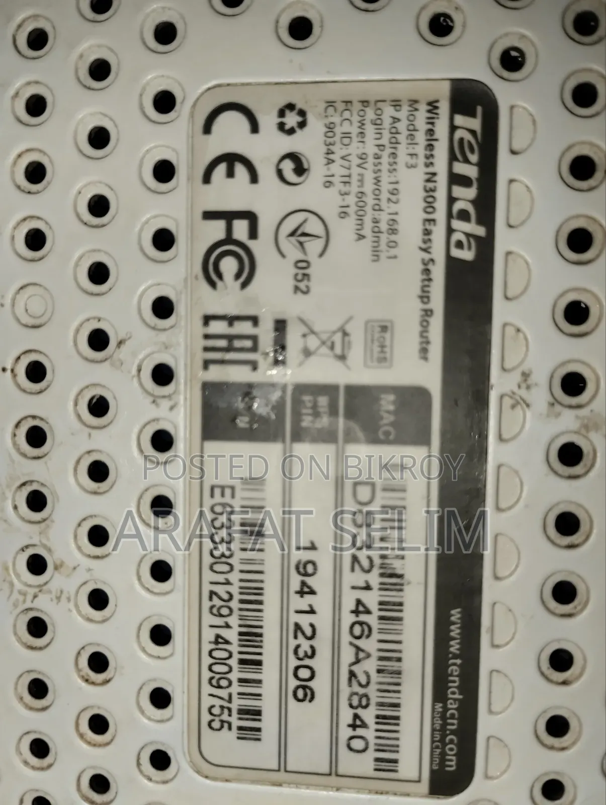 A good Tenda F3 model router will be sold.