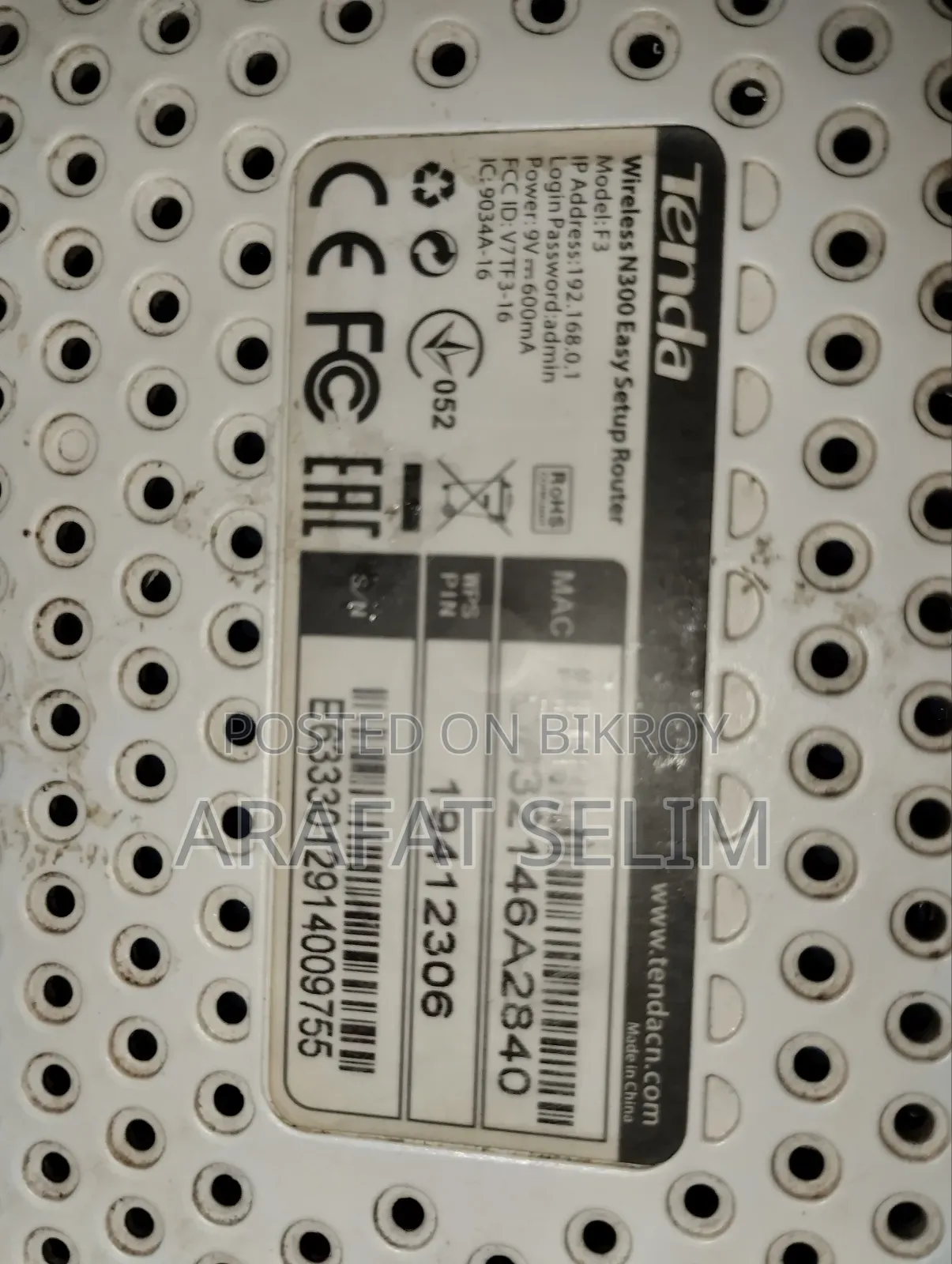 A good Tenda F3 model router will be sold.
