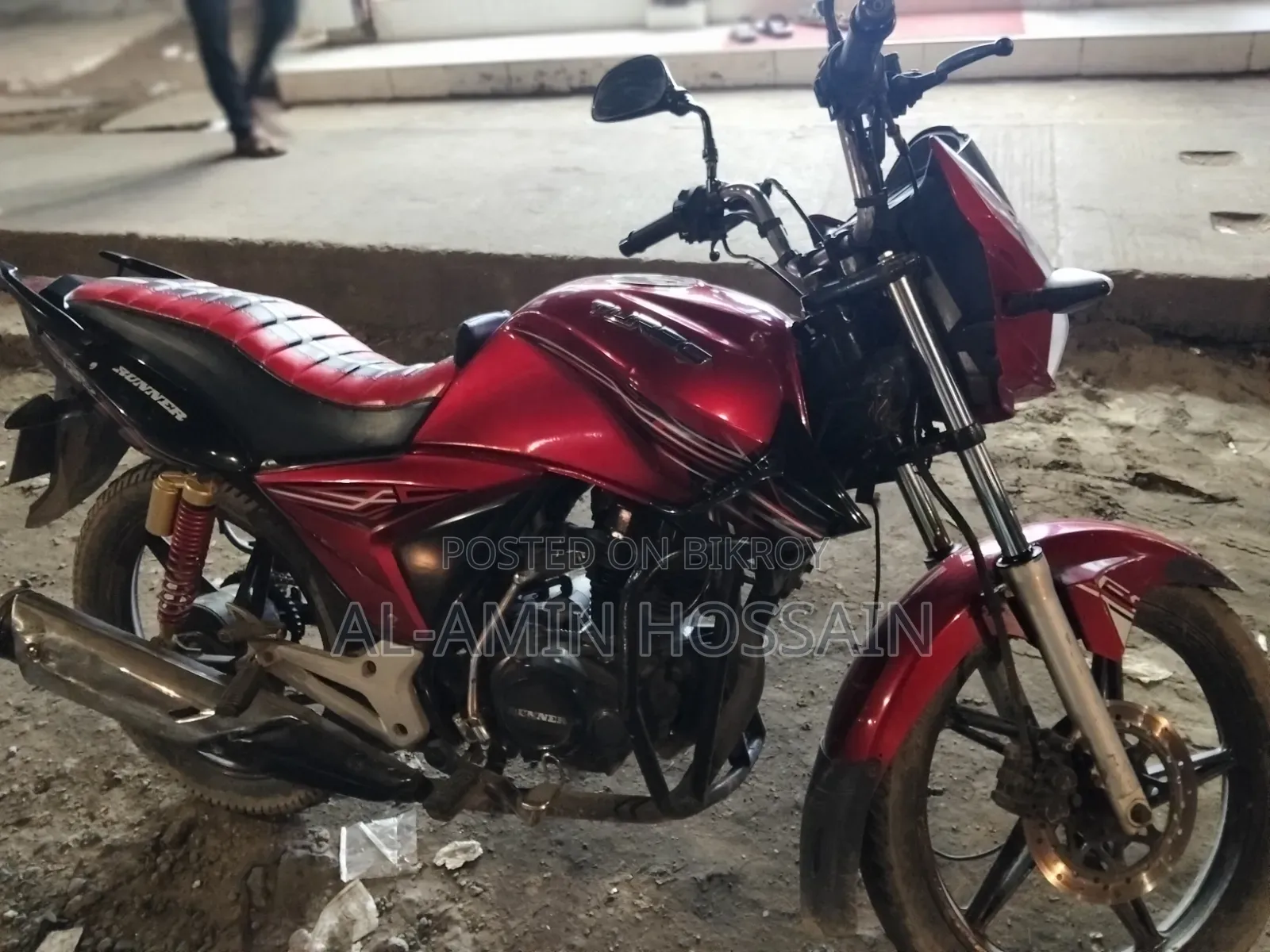Runner Turbo 125 2019 Red
