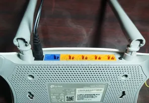 TP-Link TL-WR840N Router (Full Boxed & Mint Condition)