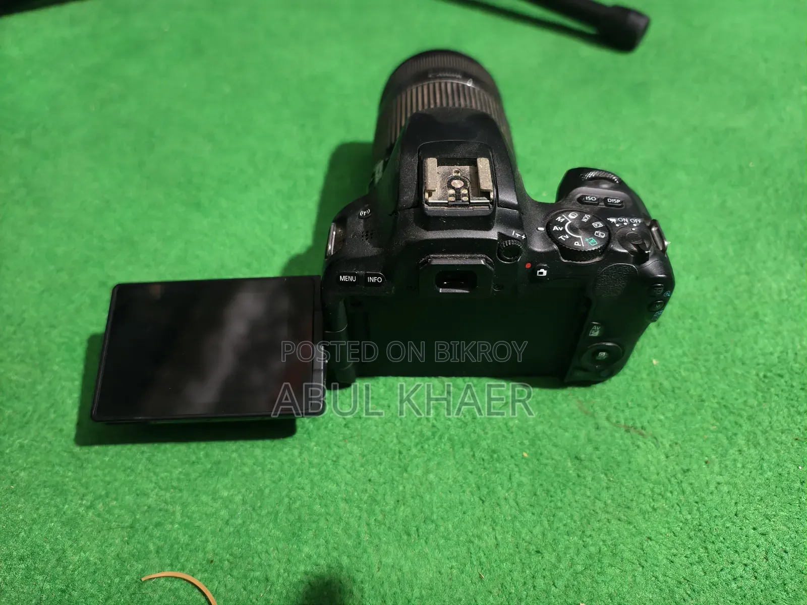 Canon 200D