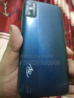 Itel A26 32 GB Black