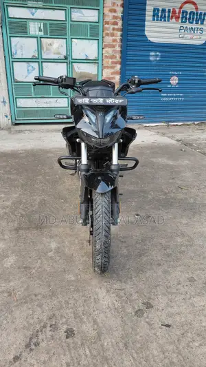 Hero Xtreme 125R 2025 Black
