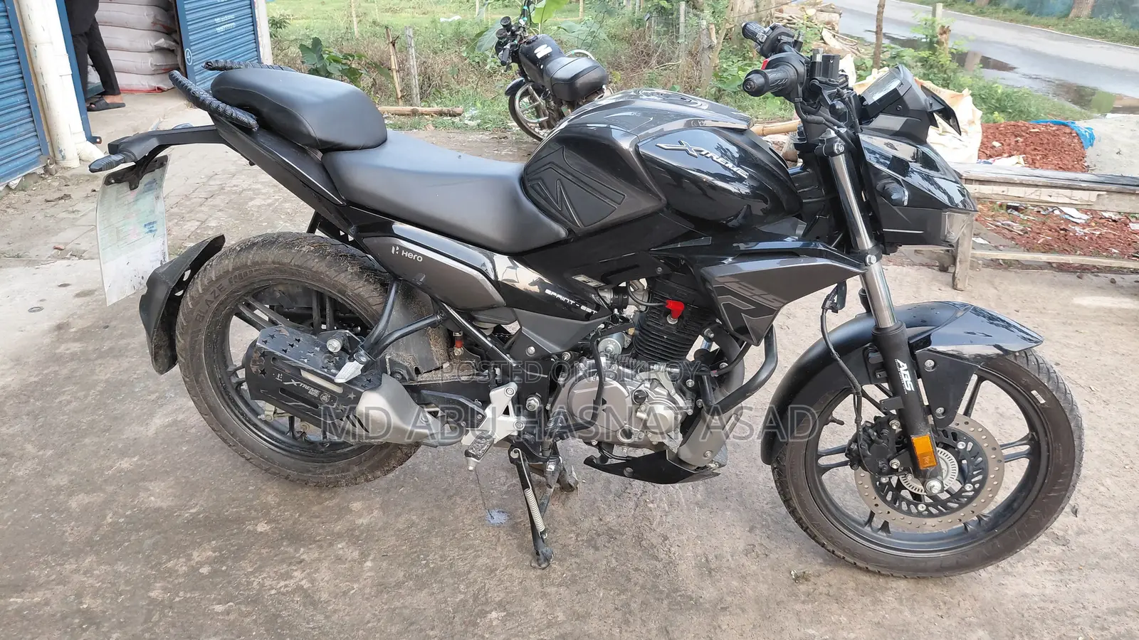 Hero Xtreme 125R 2025 Black