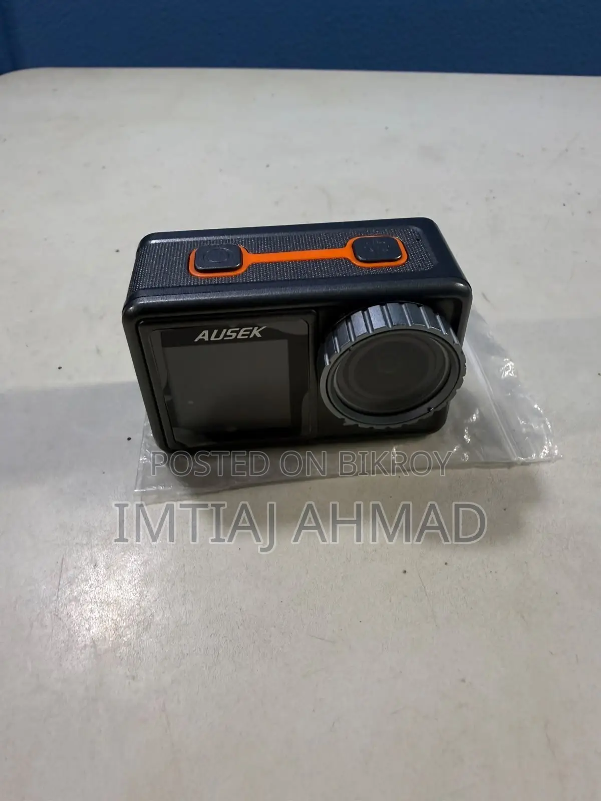 AUSEK 5K Action Camera (AT-S81TR) Full Vlogging Package - Like New!