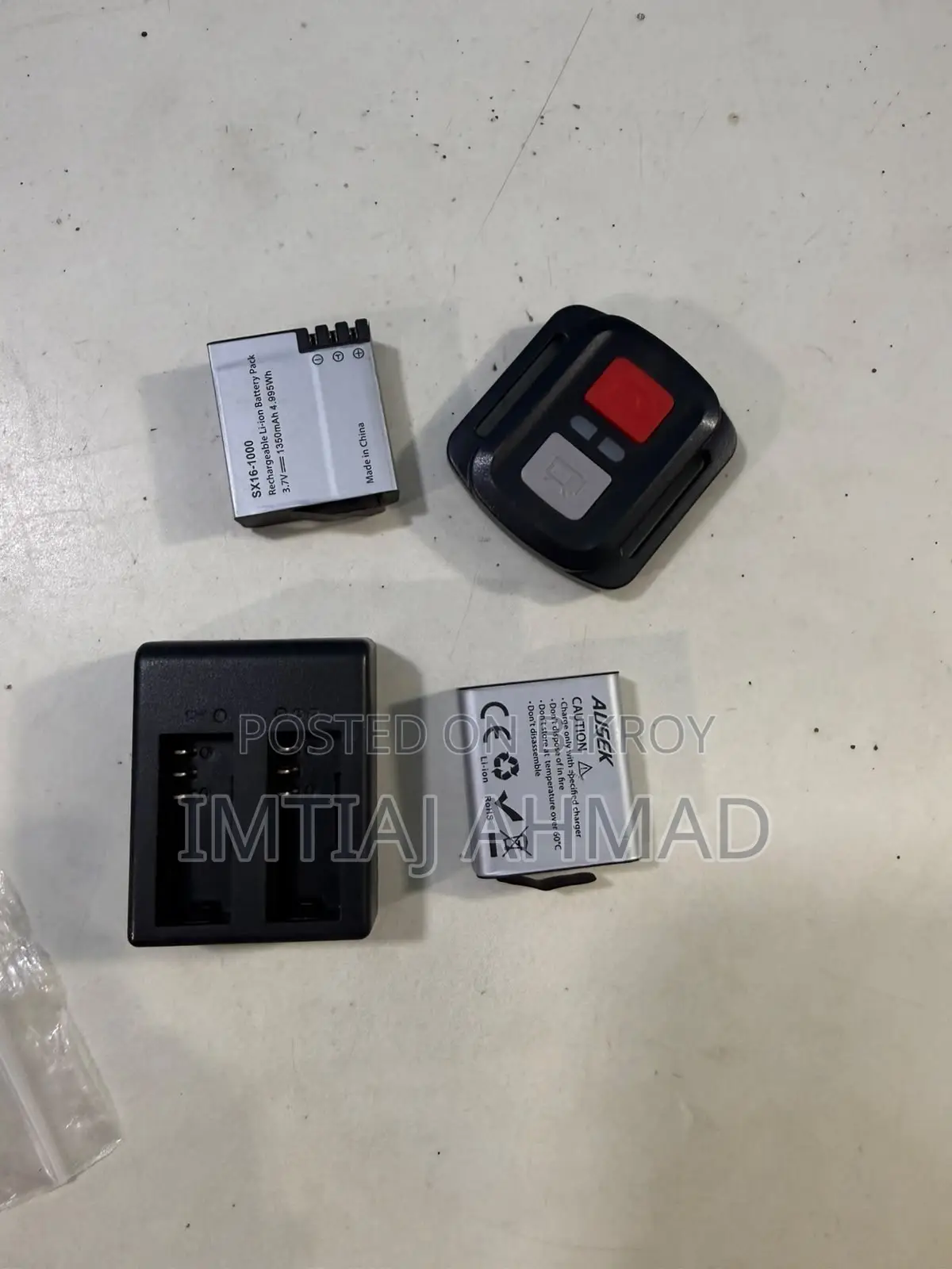 AUSEK 5K Action Camera (AT-S81TR) Full Vlogging Package - Like New!