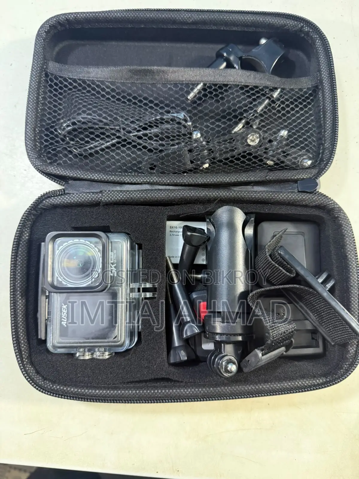 AUSEK 5K Action Camera (AT-S81TR) Full Vlogging Package - Like New!