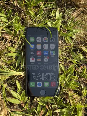 Apple iPhone SE (2020) 64 GB Black