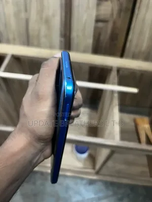 Motorola Moto E13 64 GB Blue