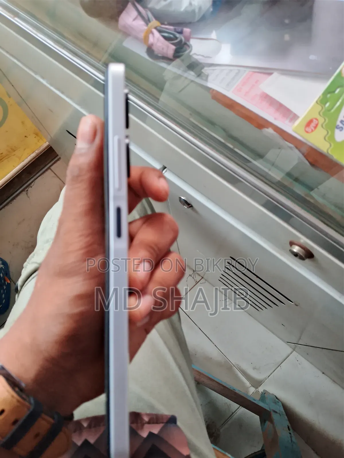 Infinix Hot 30 128 GB White