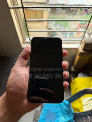 অ্যাপল আইফোন ১১ ১২৮ জিবি কালো