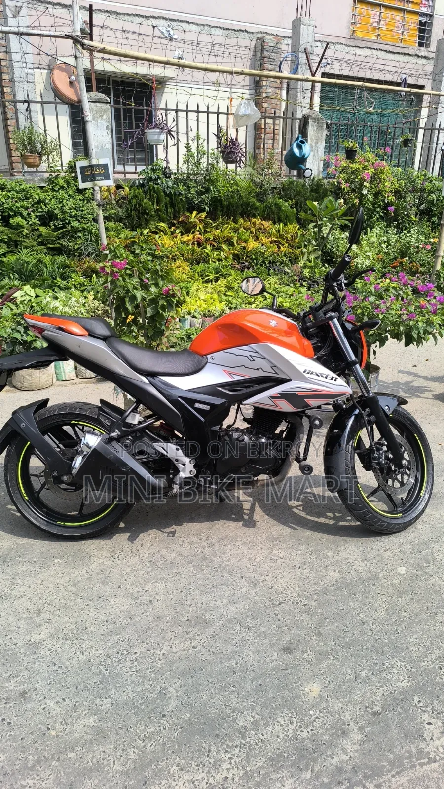 Suzuki Gixxer 2024 Silver